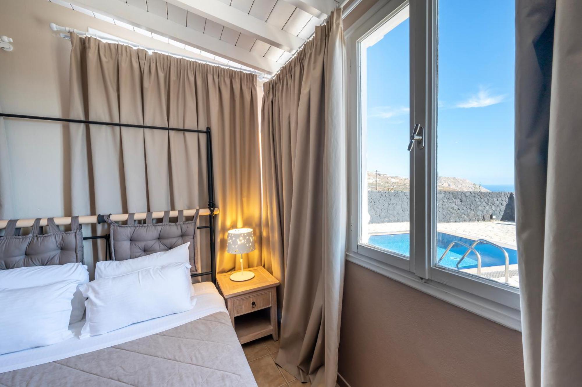 Smy Santorini &
