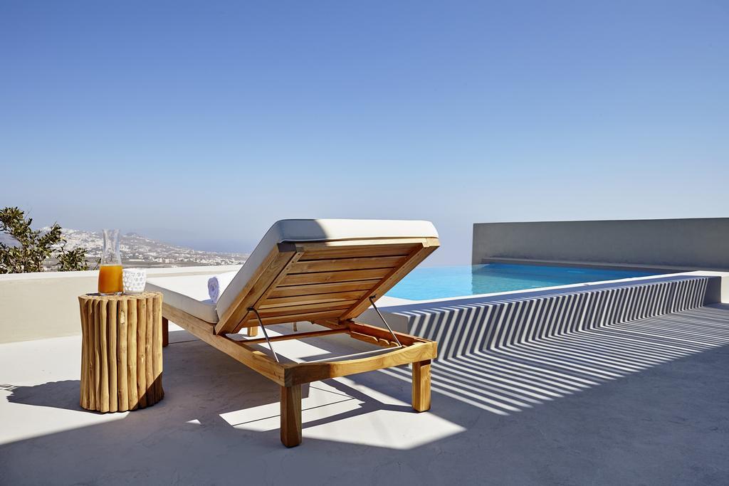 Smy Santorini & 4* Pýrgos